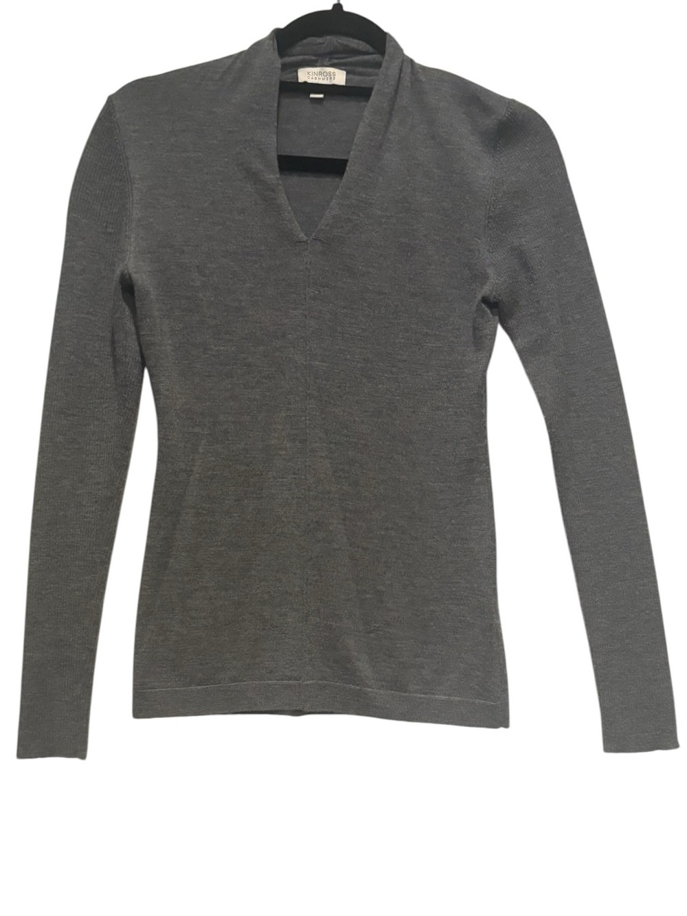 Kinross Cashmere - Women's V-Neck Long Sleeve Sweater. Size XS. Dark Gray.